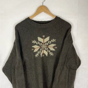 Abercrombie n Fitch cozy Knit Sweater with Snowflake Design